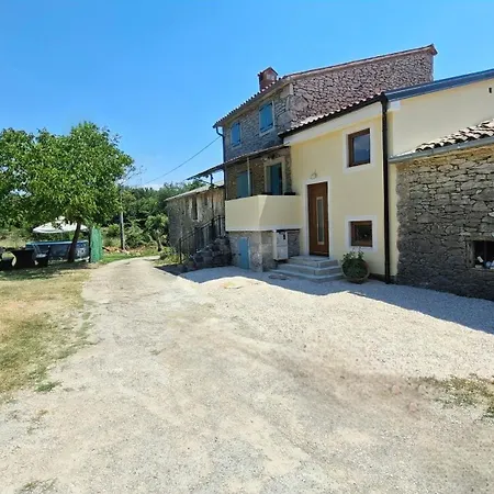 House Mlun * Buzet